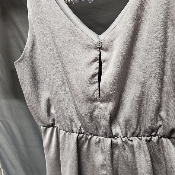 4/$20 She & Sky | Champagne Satiny Front Tie Detailed Blouse size Medium - Picture 5 of 10